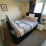 Affluent Apartments Riverside Sark Tower