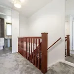 Canton Street - Deluxe Guest Room 3
