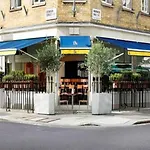Julian Apartment Center Of London