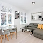 F1 Greek Street By City Living London