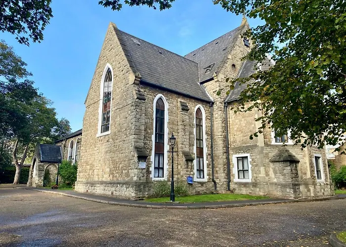Rare 1-Bed Church Converted Apartment In London