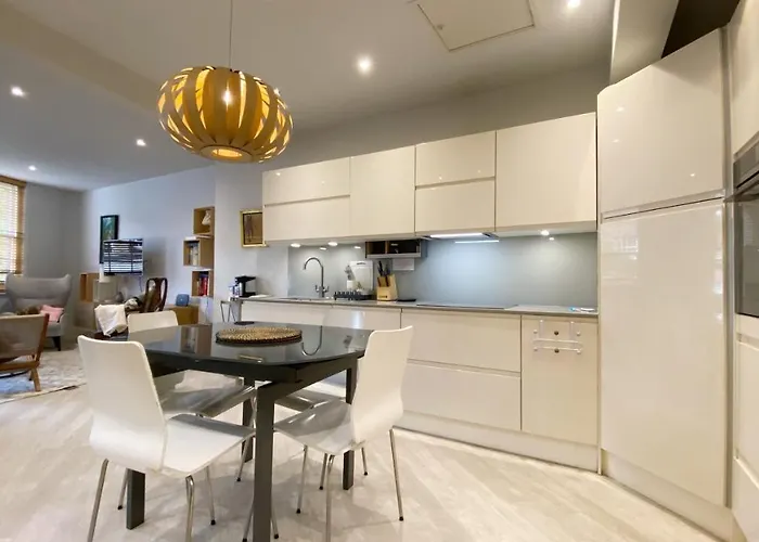Stunning 3-Bed House In Central London Westminster