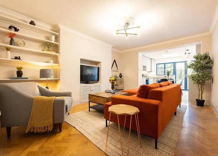 The Richmond Upon Thames Escape - Modern 2Bdr Flat With Garden And Parking