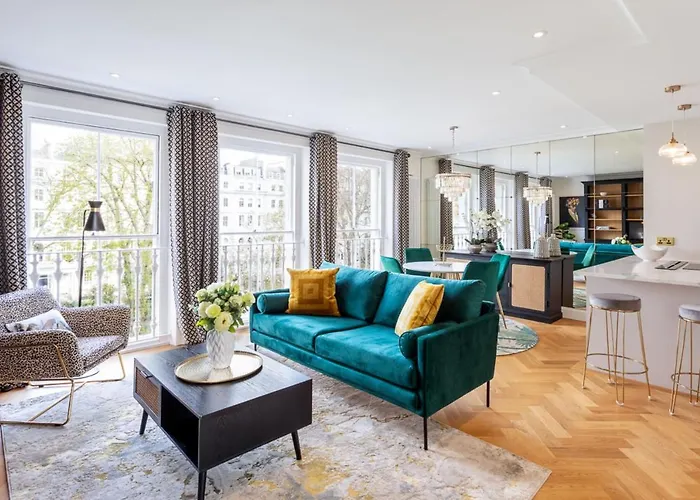 Fabulous Gloucester Road Apartment