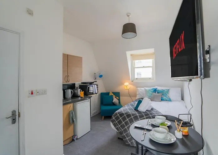 Small Private Studio Rooms In The Heart Of Angel