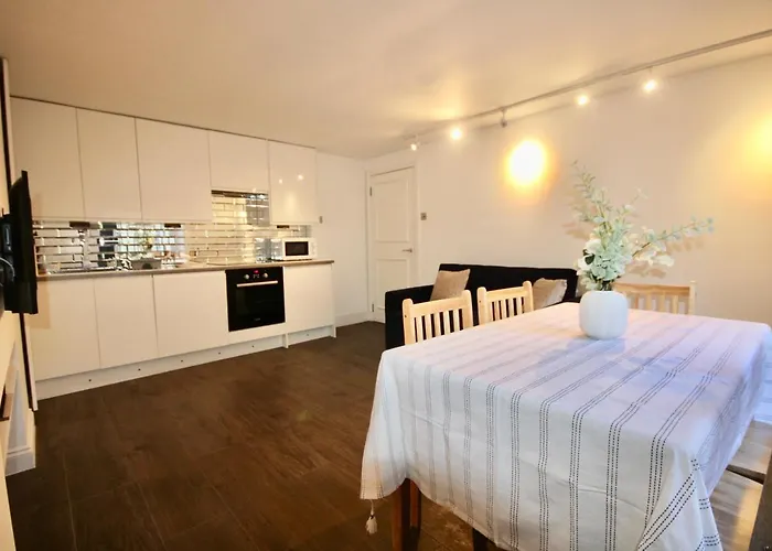 Superb Flat Near Victoria Station