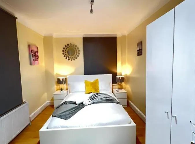 Comfy 2 Bedroom Flat Edgware Road