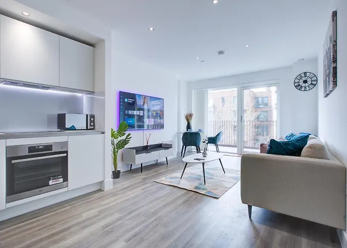 Luxe Apartment By Excel