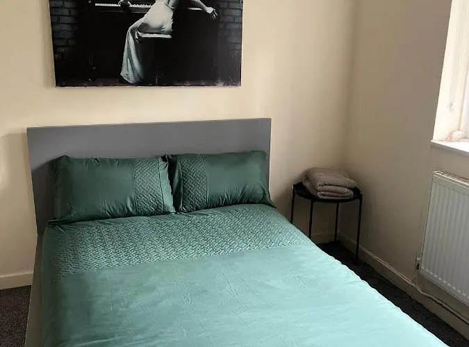 Homely Studio In Chalk Farm