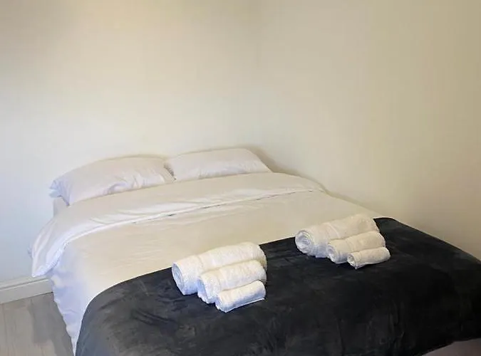 Flat 8 Brixton Hill, 1 Bed, 1 Bath