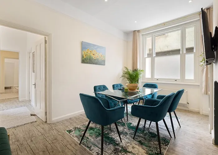 Heart Of London: 3 Bed Near Oxford St And Subway
