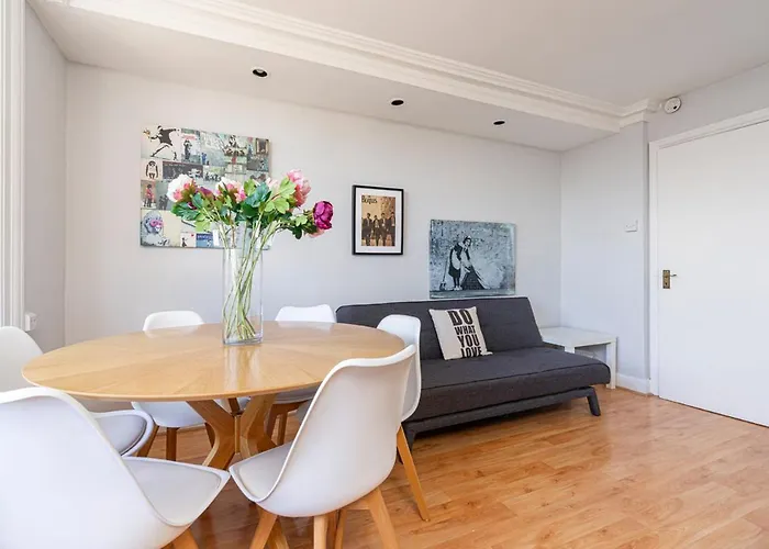 Joivy Bright Apt In West Hampstead