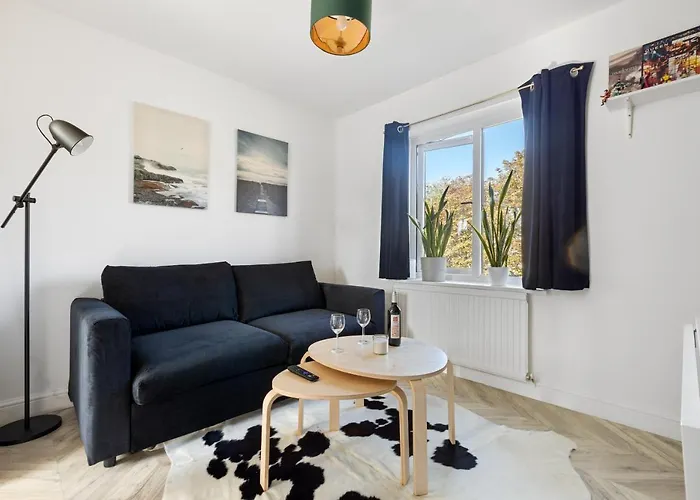 Tranquil 1 Bed Flat In East London