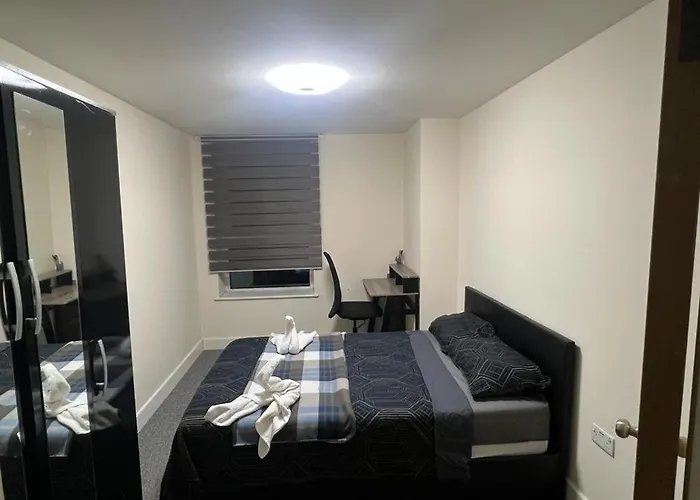 Nice Room In Chelsea