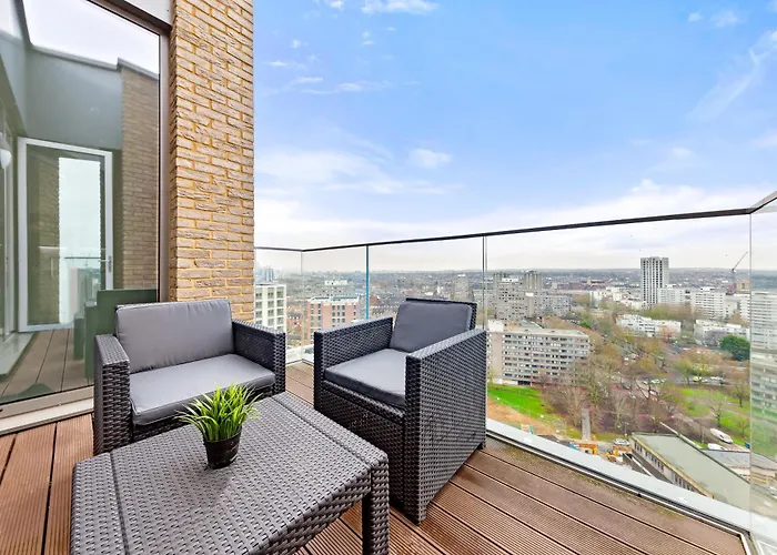 Battersea Penthouse Sleep 9 Wh