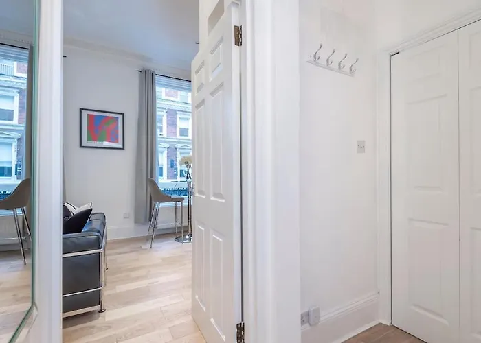 Beautiful 1 Bed Flat Close To Regents Park