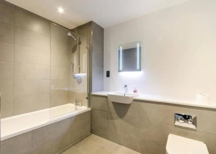 Impeccable 1-Bed Apartment In London