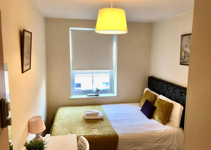 Metropolitan Coziness Private Bedrooms In Euston Station 161