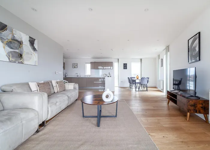 The Thames Collection