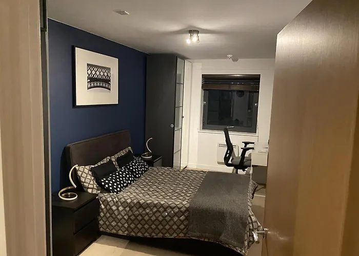 Charming 2-Bed Apartment In Bow London