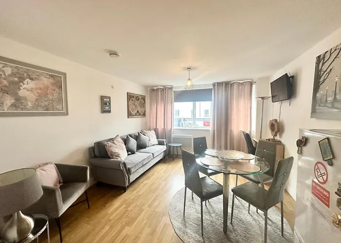London Bridge apartment