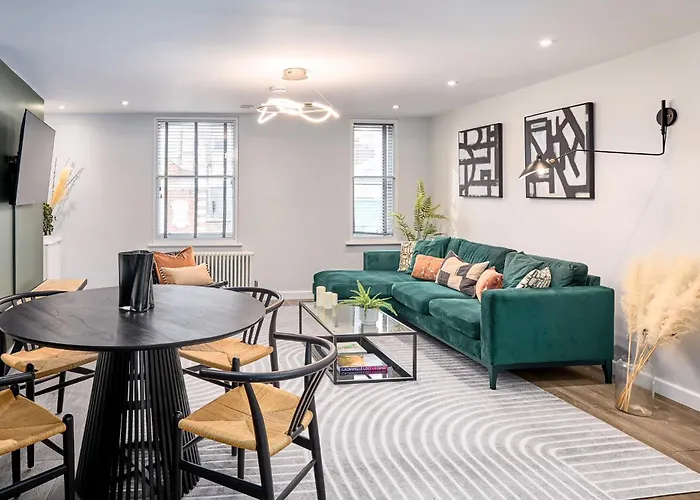 Be London - The Chinatown Residences