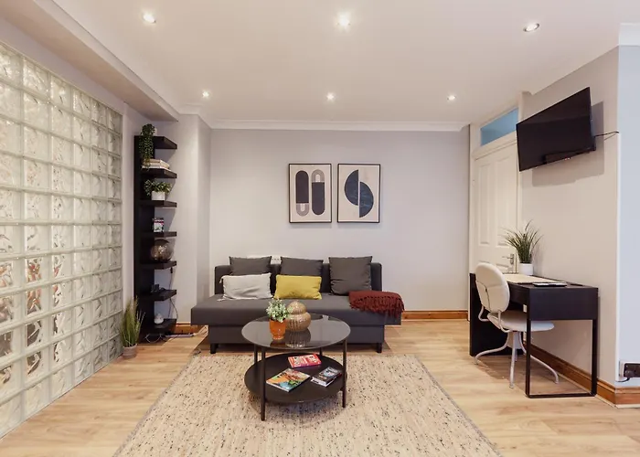 Kensington Nest Flat