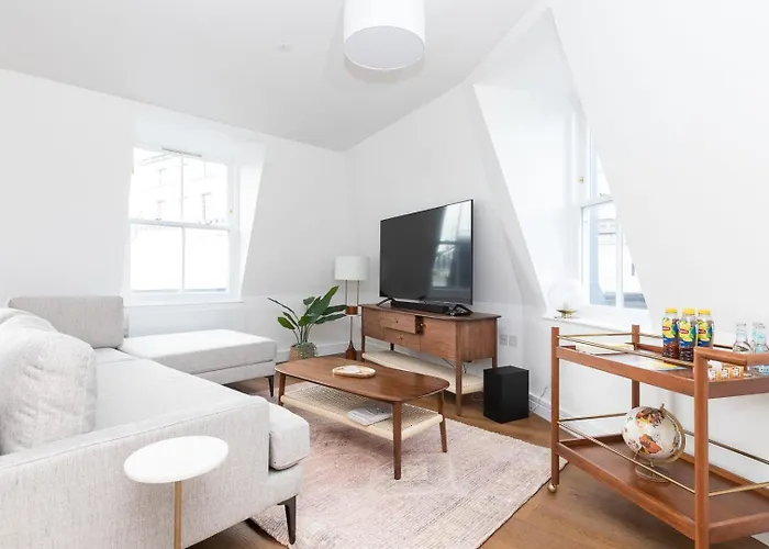 Stunning 2 Bedroom Duplex In Holborn London
