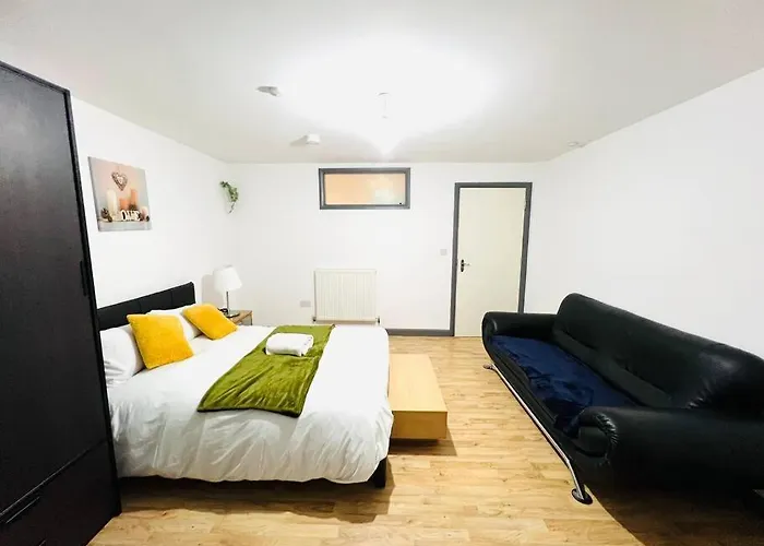 Excellent Two Bedroom Flat In Central London