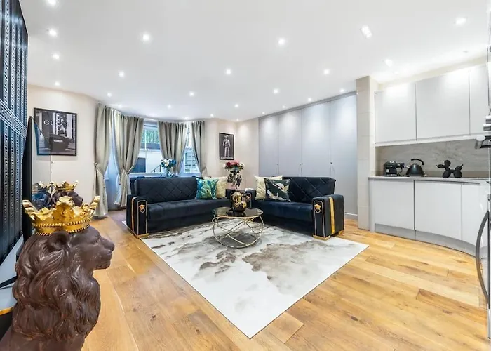 2 Bed / 2 Bath Versace Apartment In Knightsbridge