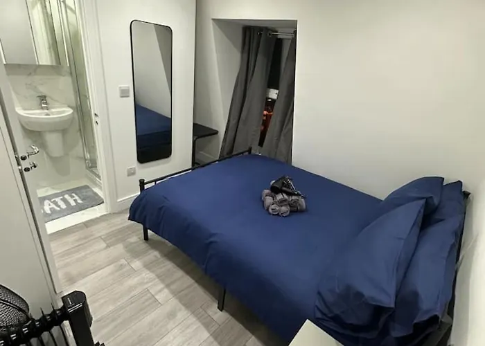 Central London Zone 1 Room