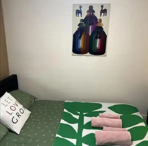 Private Flat In Heart Of London
