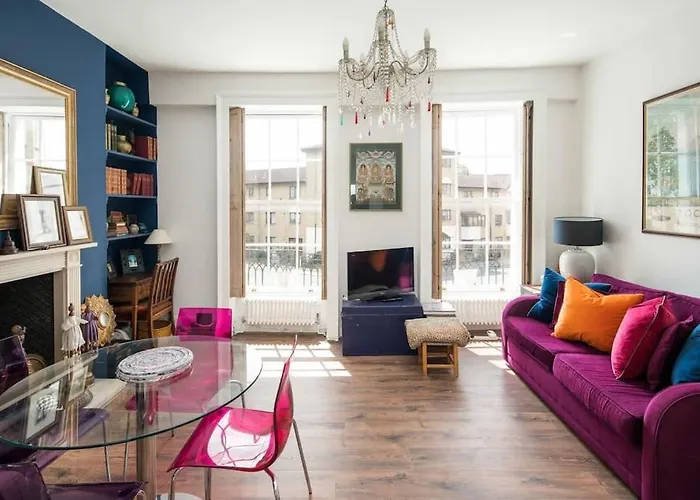 Artists Comfy Central Home, Near Camden Market