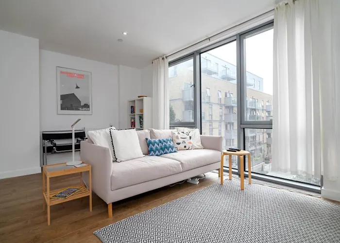 Guestready - Chic Stay With Balcony In London