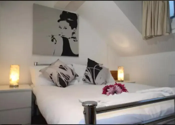 Apartasuites London Emerald