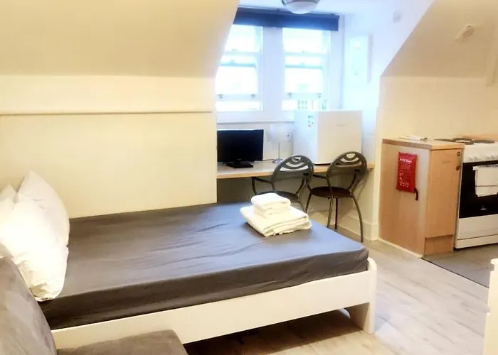 Finchley Road Studio 16