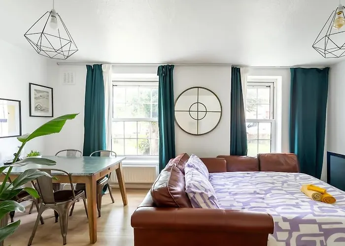 Quaint Apartment Near Tower-London Bridge And Big Ben