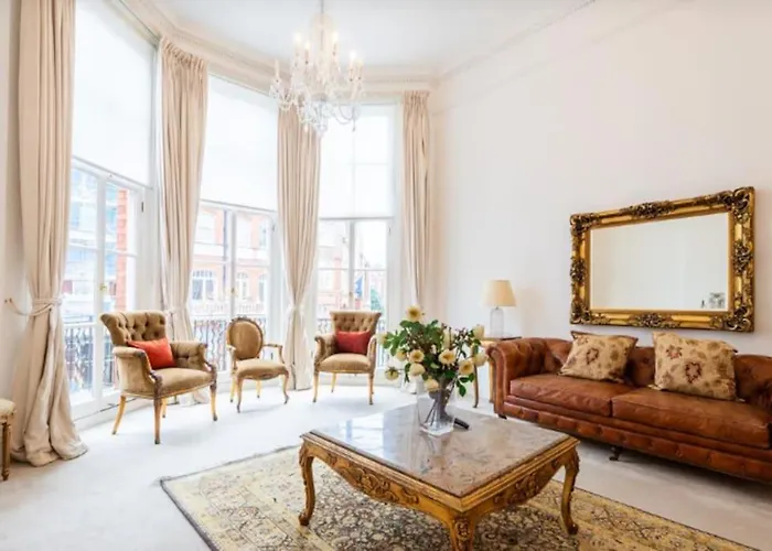 Pont Street By Capital