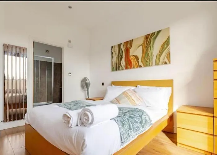 Bethel Suite Canning Town - Free Parking