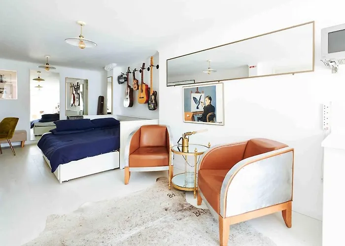 Private Mews Studio Flat, Portobello