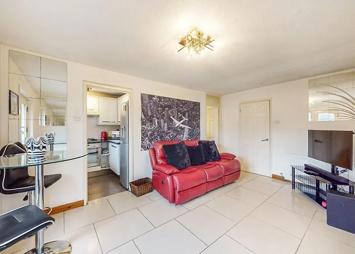 1-Br Flat With Easy Tube Access Nine Elms