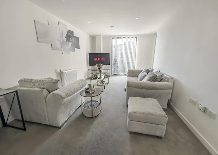 Greenwich Apartment With A River View & Balcony Near The 02 Arena & North Greenwich With Free Wifi & Fast Links Into Central London