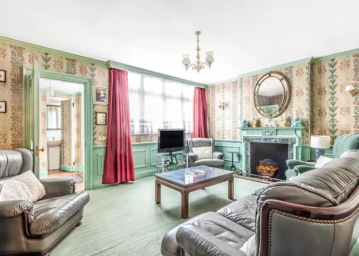 Single Room In London