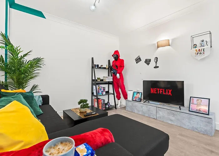 Modern 2Br Apartment Near Canary Wharf Ideal For Business Travelers