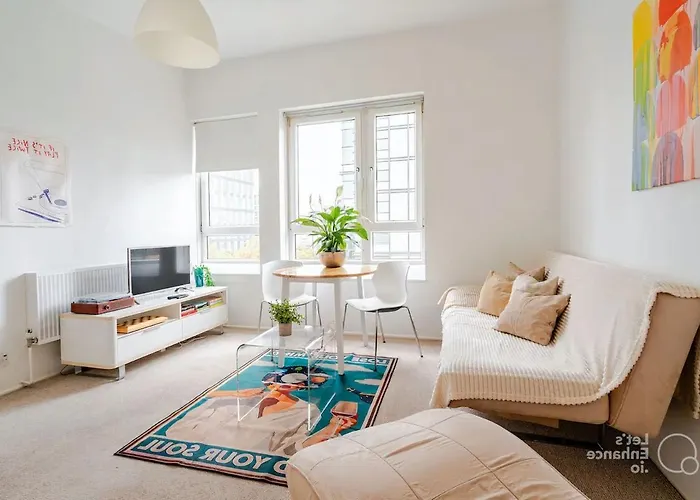 Rooftop Apartment By Keyhol Holidays