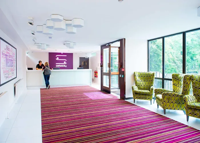 Yha London Holland Park