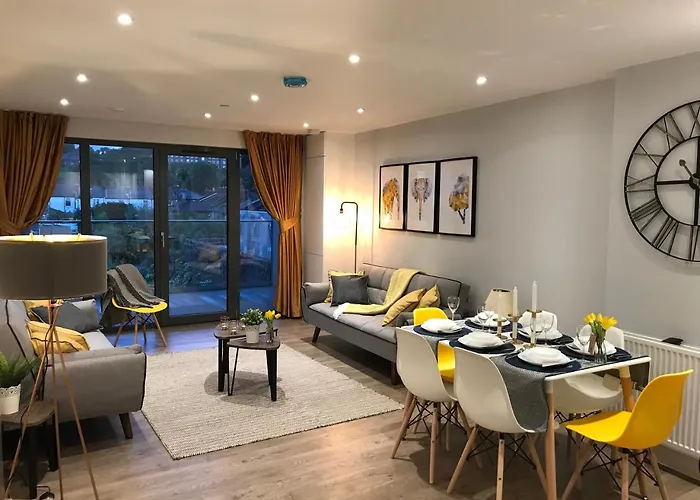Elegant Plus Apartments