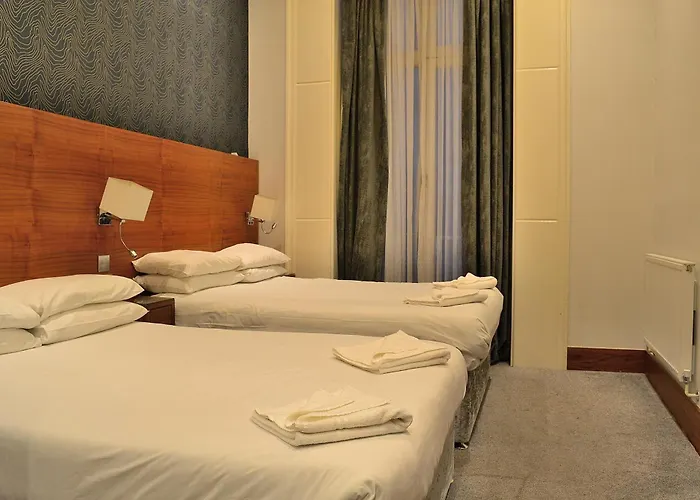 Leisure Inn Hotel