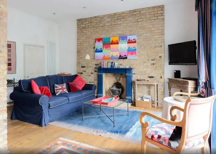 A Home to Rent - Boutique Apartment
