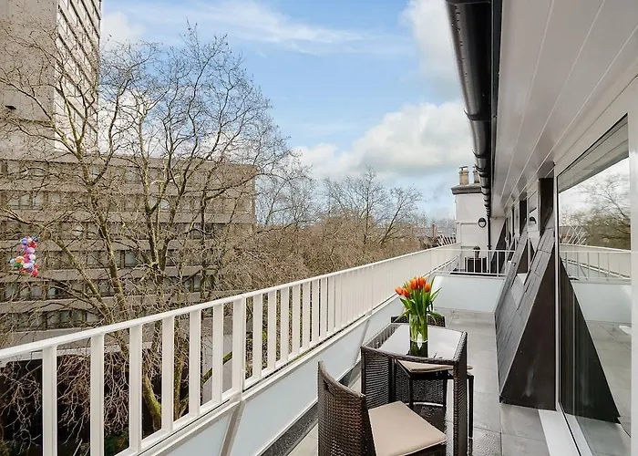 Lak Serviced Apartments